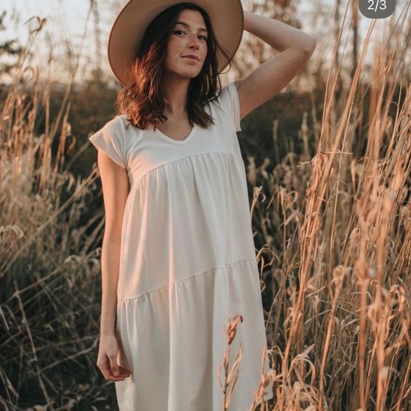 SOLD-Jax and Lennon dress-new with tags - Picture 3 of 6